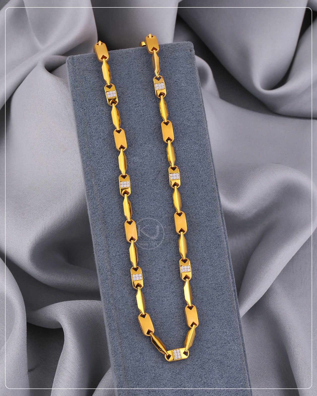 Male Chains