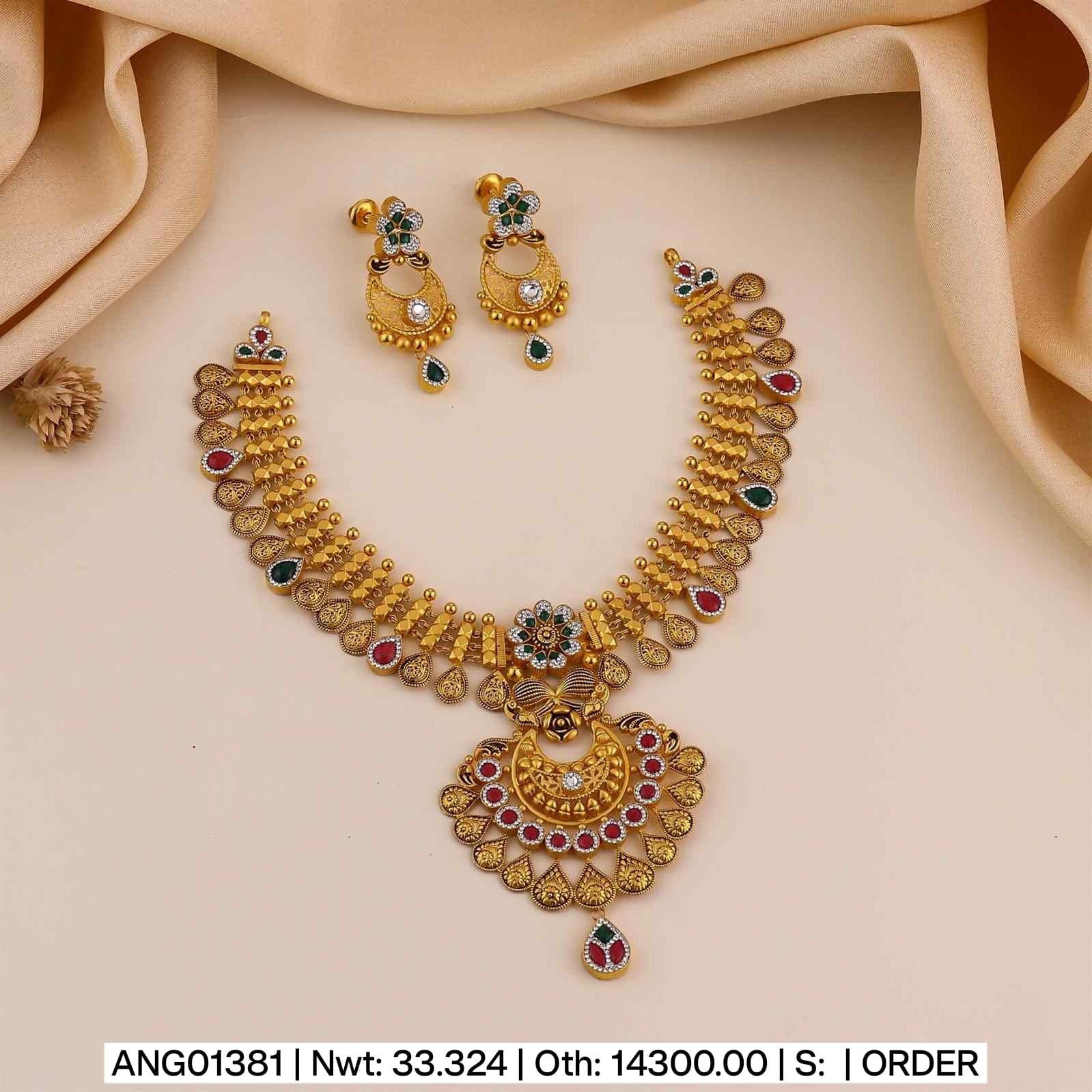 Antique Necklace Sets